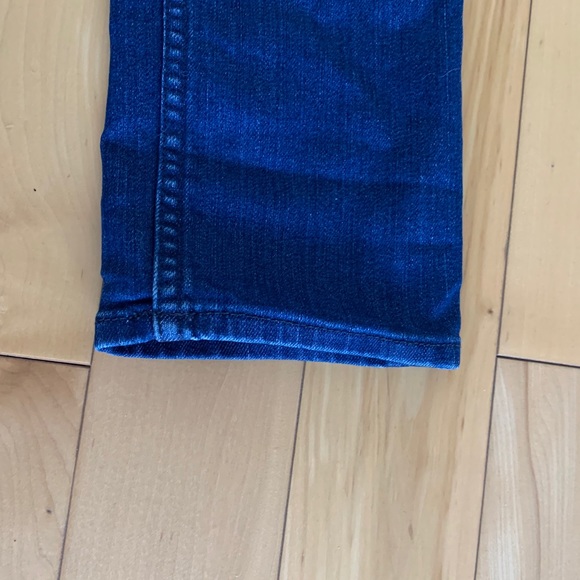 GAP Low-Rise Jeans - Picture 3 of 6